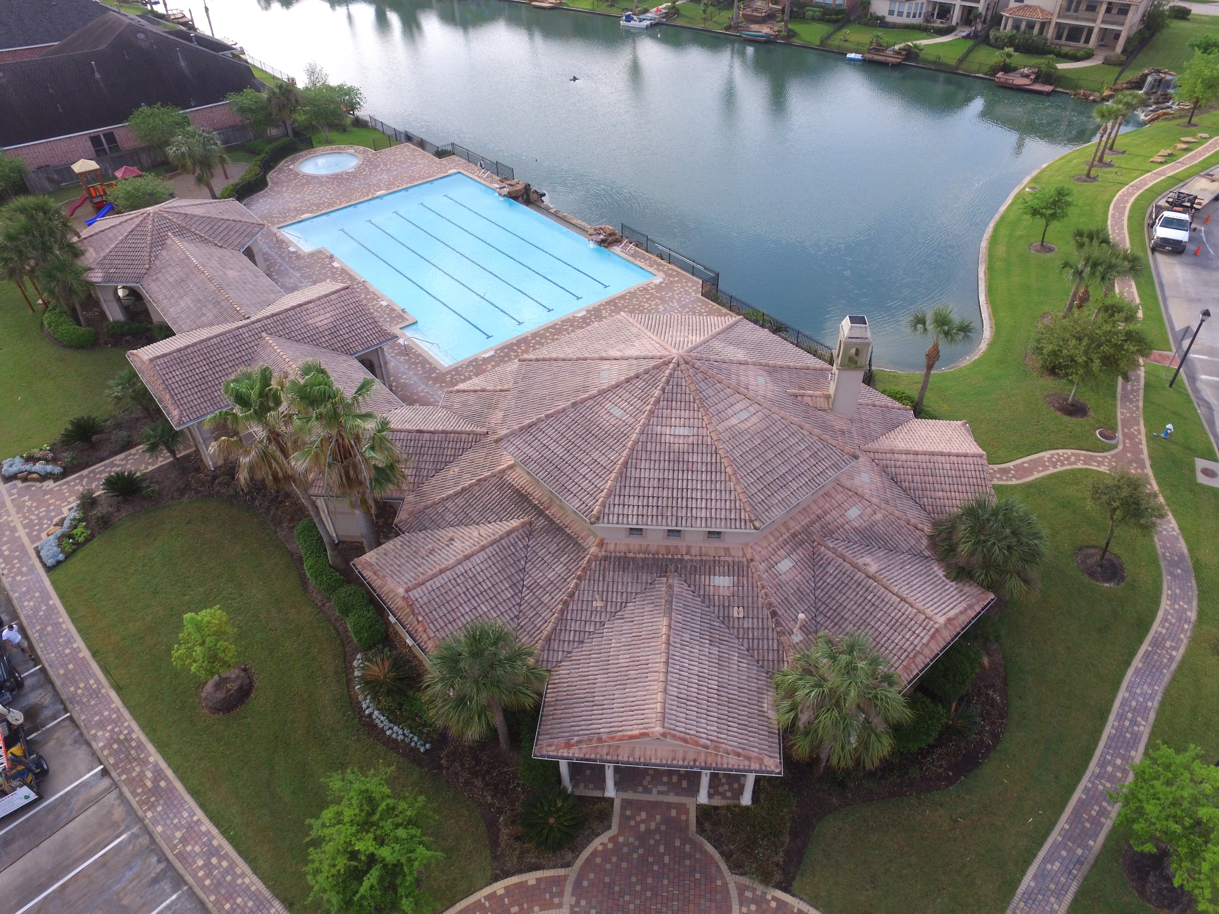 Clubhouse Roof Before Cleaning
